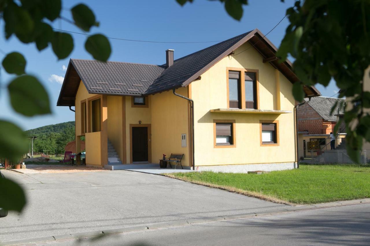 Apartman Lori Otočac Exterior foto