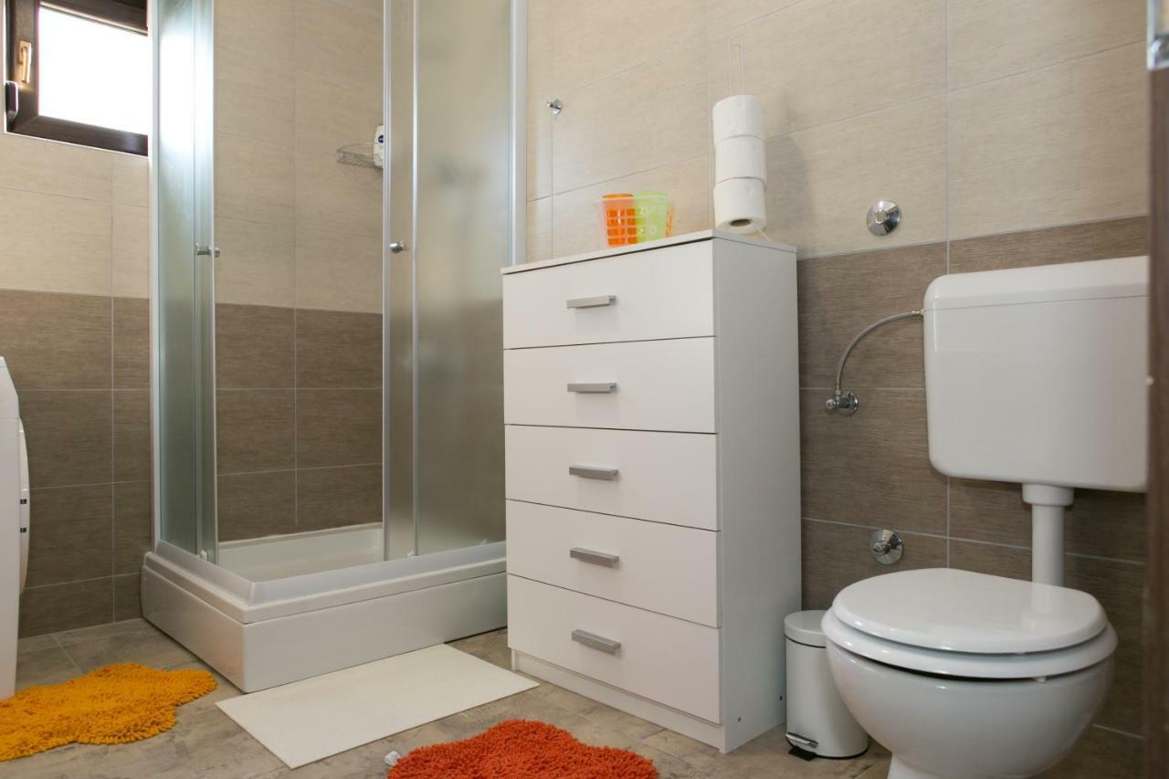 Apartman Lori Otočac Exterior foto